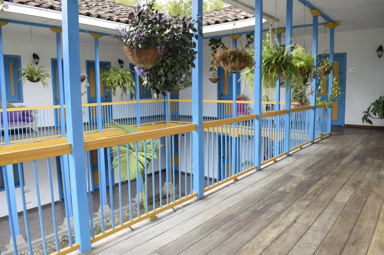 Hotel Hacienda Santa Clara サンタ・ロサ・デ・カバル エクステリア 写真